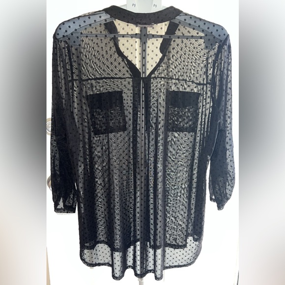 PLUS SIZE SHEER DOT BLOUSE - Picture 6 of 9